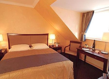 Hotel Ambiente Trier Oda fotoğraf
